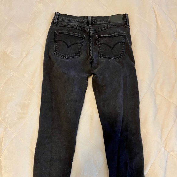 Faded black Levi’s - Picture 2 of 3